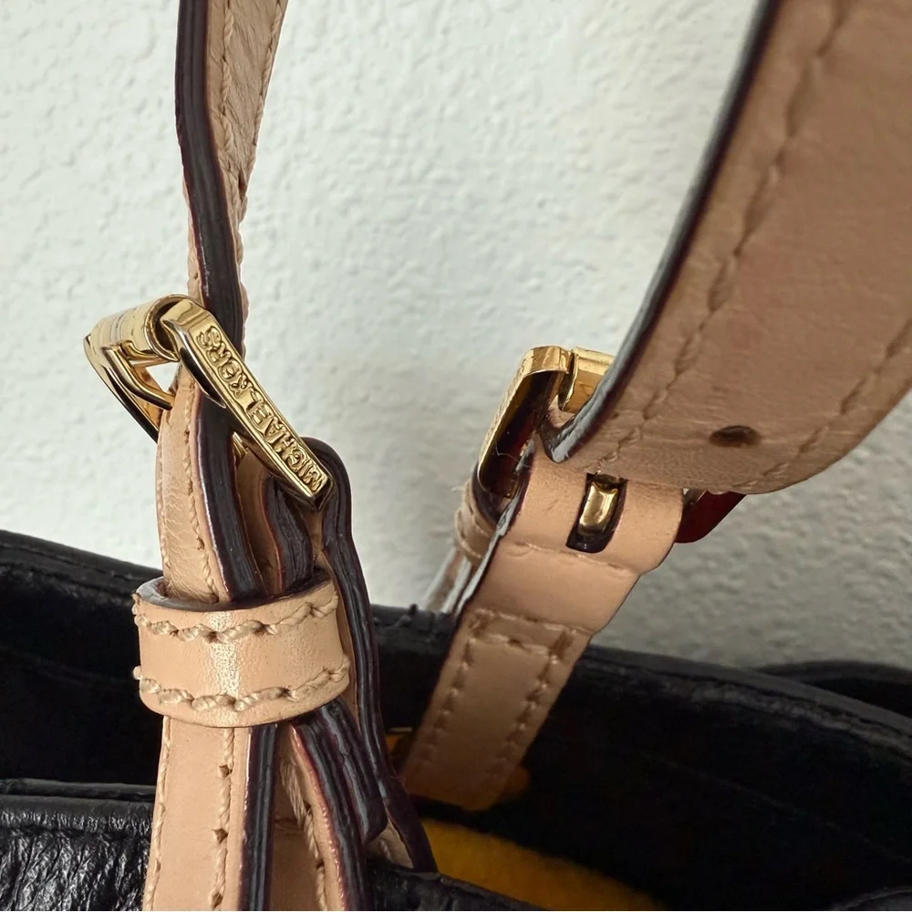 Michael Kors Pebbled Leather Jet Set Tote Shoulder Bag